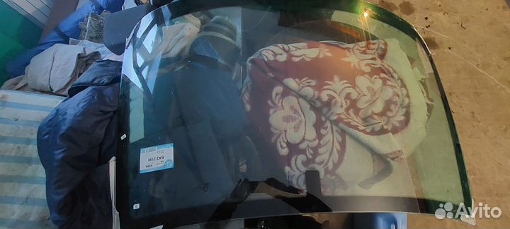 Лобовое стекло ваз 2190