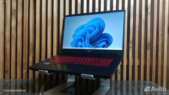 Игровой ноутбук MSI Katana GF76