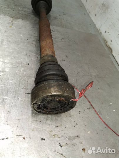 Полуось передняя правая Volkswagen Passat B5 рест