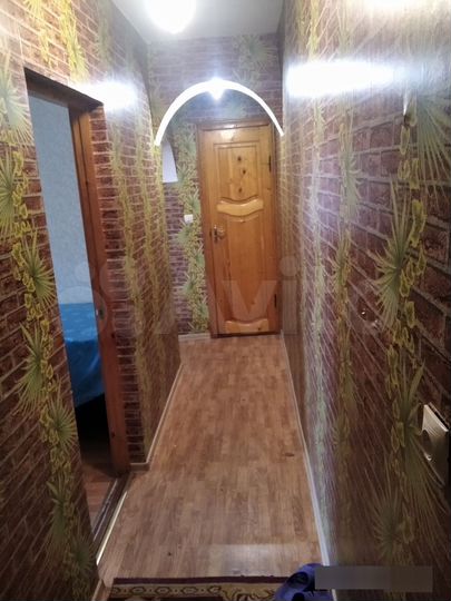 2-к. квартира, 43 м², 1/2 эт.