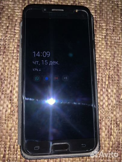 Продам телефон