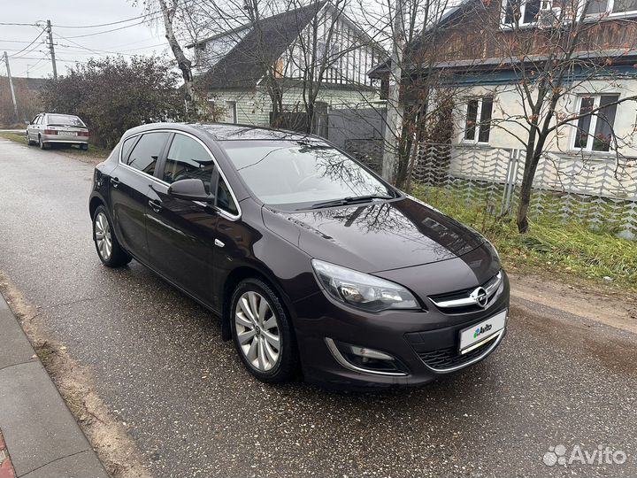 Opel Astra 1.6 МТ, 2014, 135 000 км