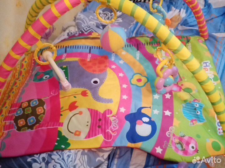 Развивающий коврик новый