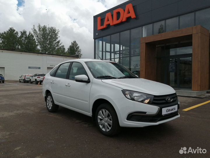 LADA Granta 1.6 МТ, 2023