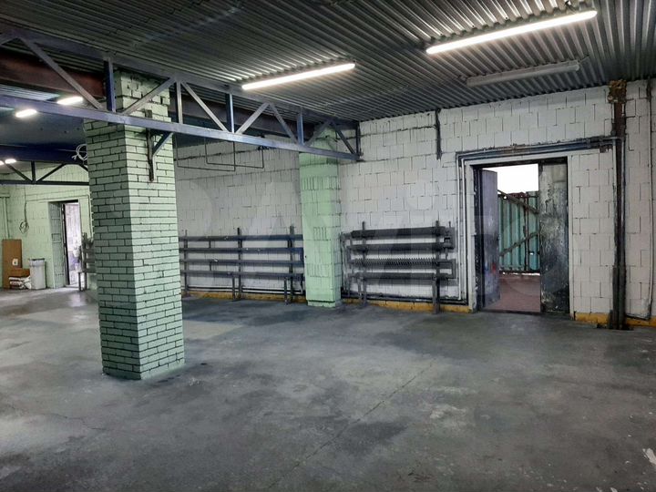 Склад, 243 м²