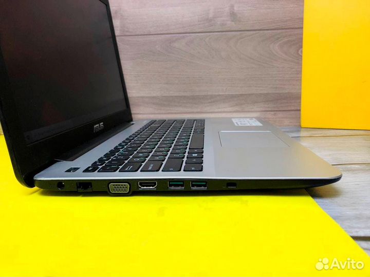 Быстрый ноутбук asus с SSD