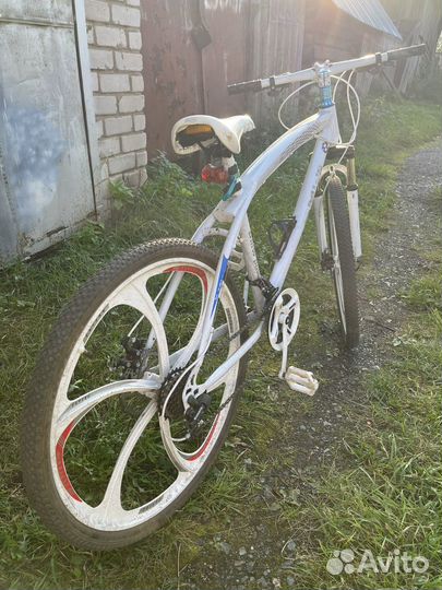 Велосипед bmw