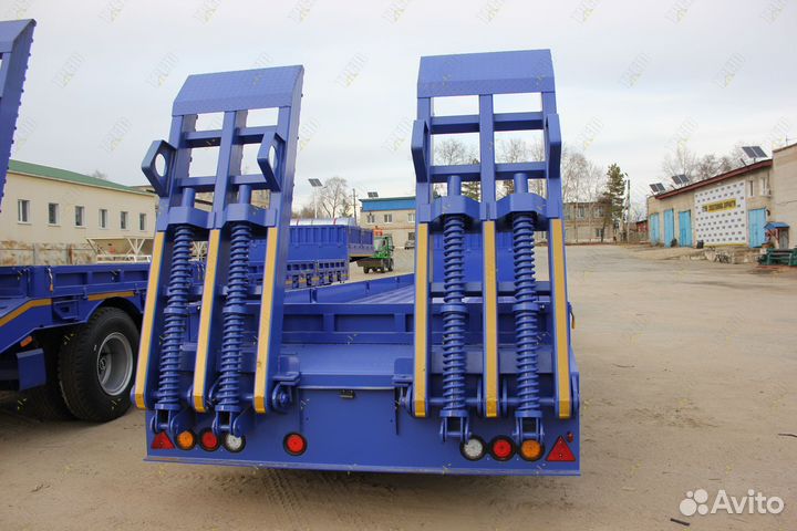 Полуприцеп трал (тяжеловоз) AMUR LYR9605TDP, 2023