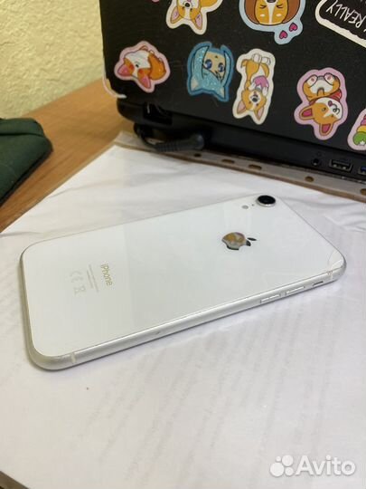iPhone Xr, 64 ГБ
