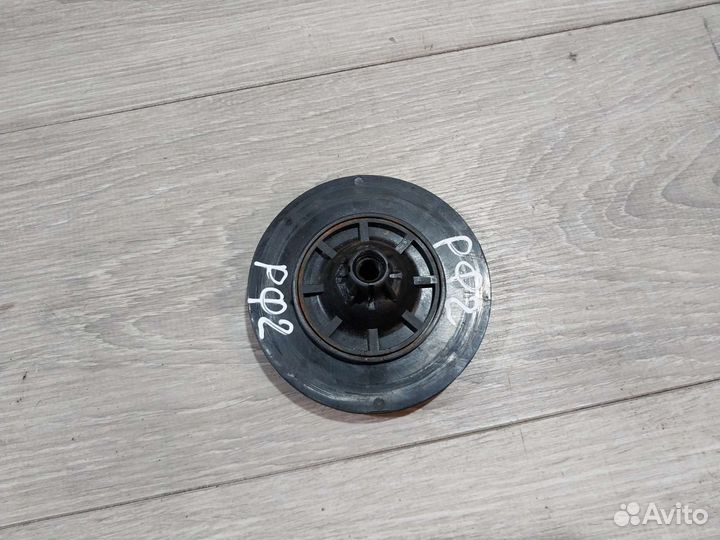 Болт запасного колеса Renault Fluence кронштейн