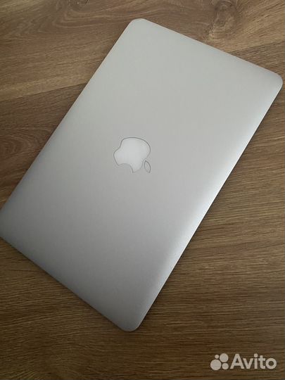 Apple MacBook Air 11