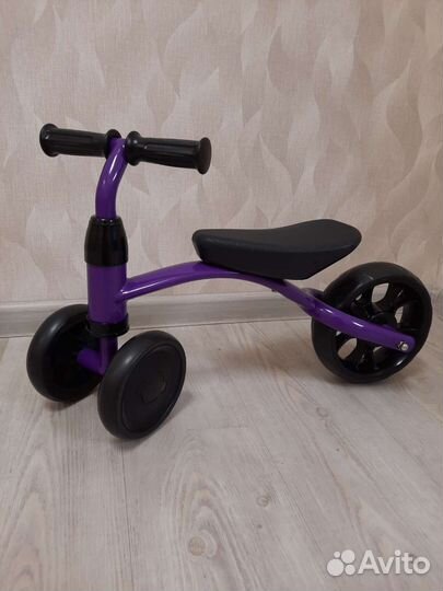 Беговел 3-х колесный для малышей