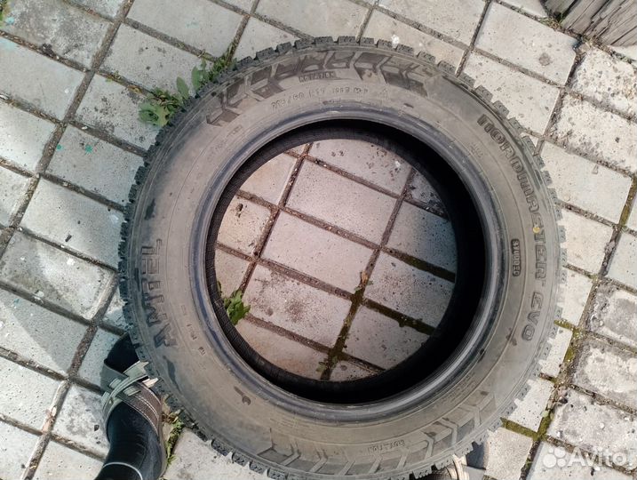 Amtel NordMaster Evo 215/60 R17