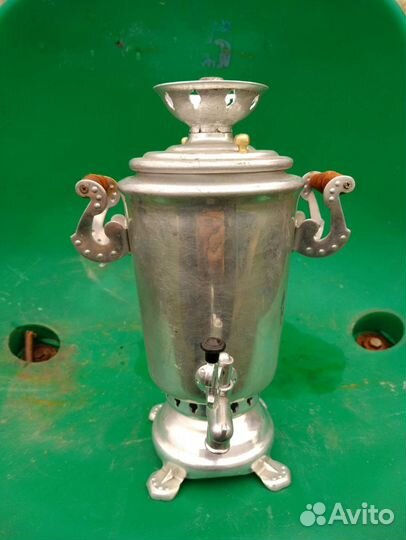 Самовар сувенирный на дровах