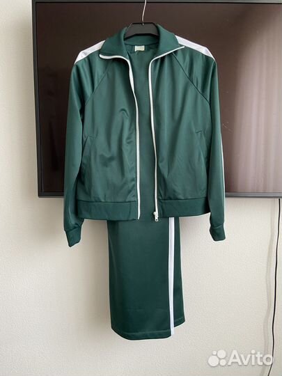 Спортивный костюм