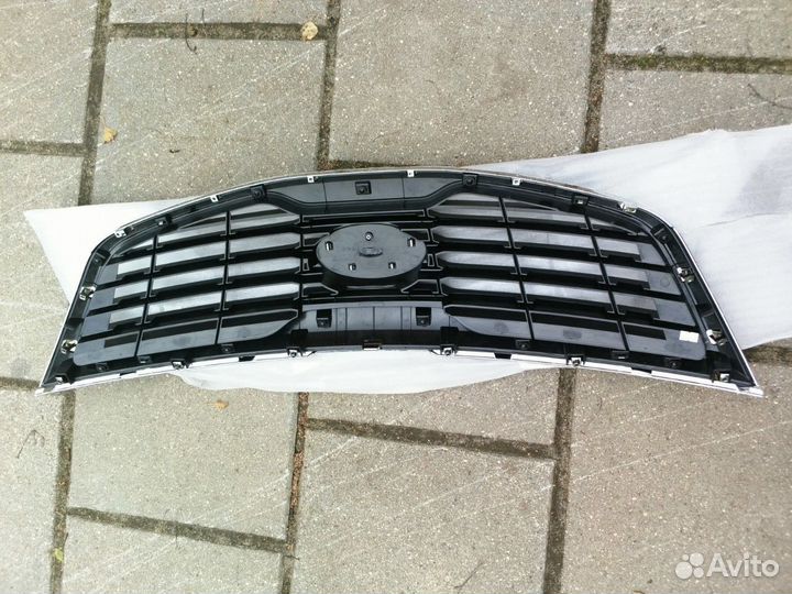 Решетка радиатора KIA Sportage 3