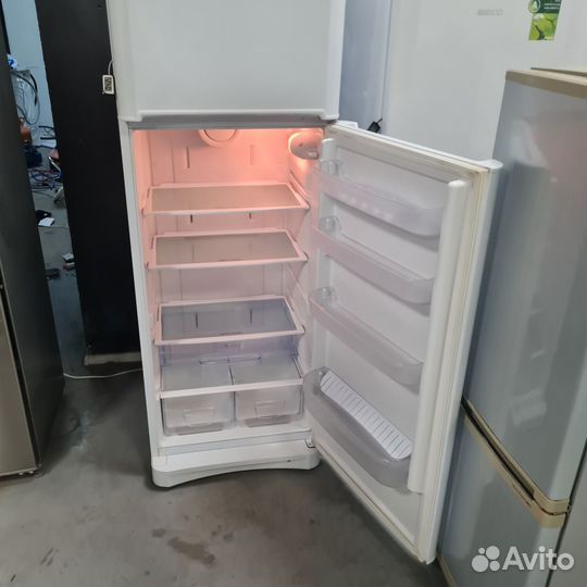 Холодильник indesit no frost С гарантией