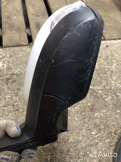 Боковое левое зеркало Volkswagen Polo 6