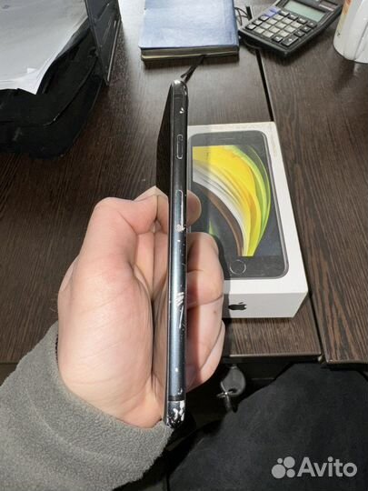 iPhone SE (2020), 128 ГБ