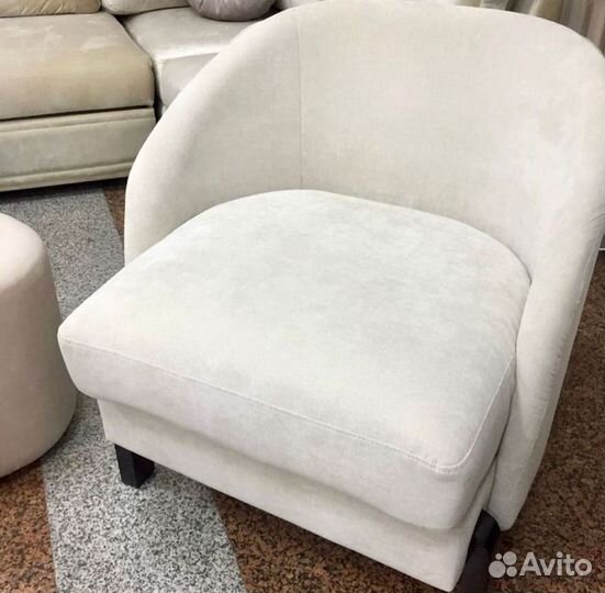 Дизайнерское кресло