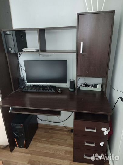 Компьютерный стол бу