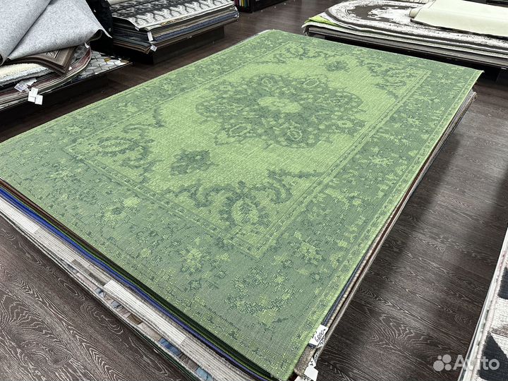 Циновка новая 2х3