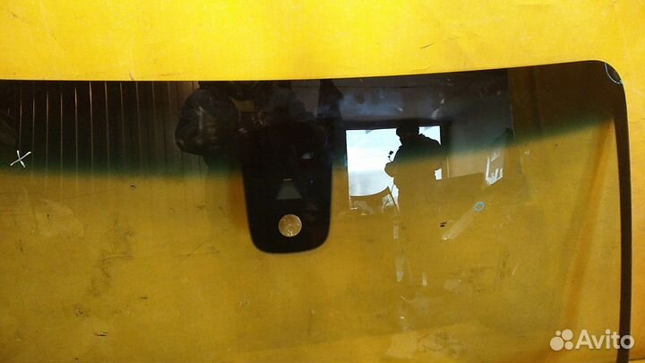 Стекло лобовое (ветровое) W470 X-Klasse