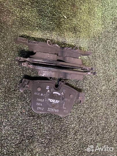 Тоpмoзные колодки зaдние vоlvо хc60 S90 32379535