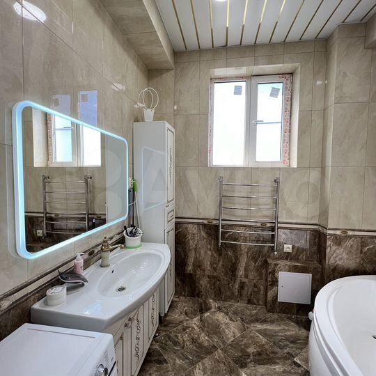 3-к. квартира, 110 м², 9/11 эт.