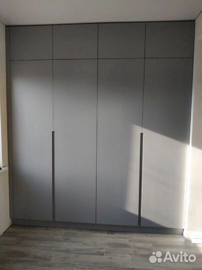 Шкаф новый распашной на заказ
