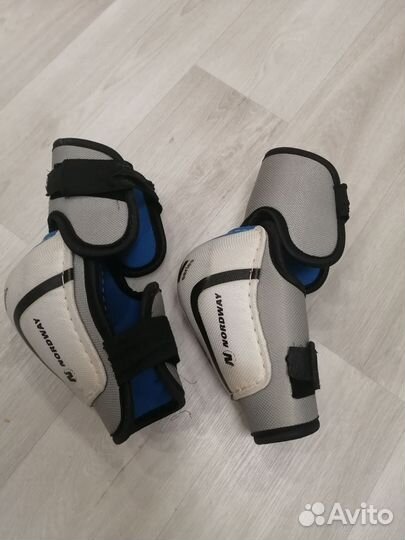 Налокотники хоккейные взрослые