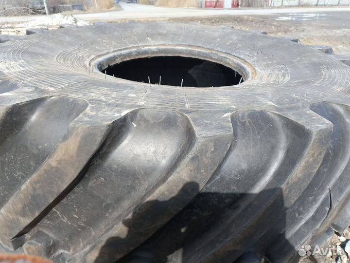 Шина 28,1 R26 на кировец