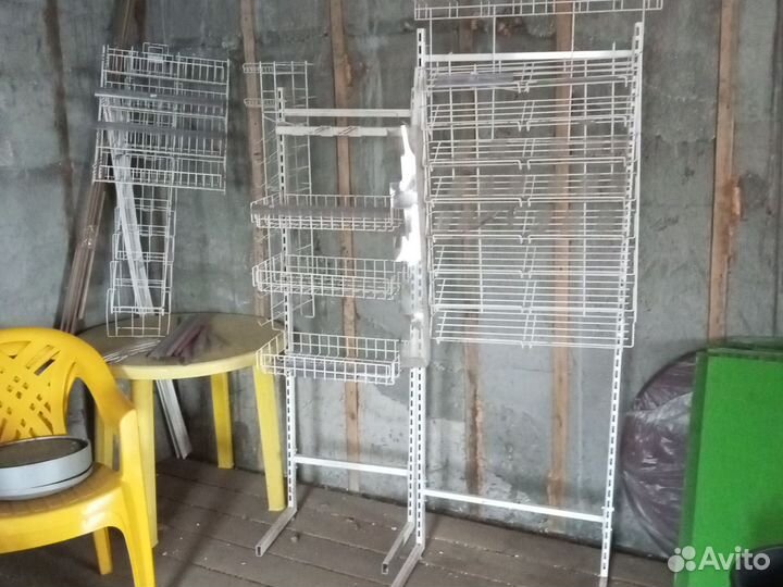 Стойки для мелочи