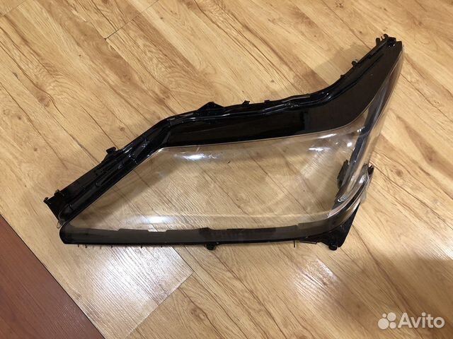 Стекло фары передней левой Lexus LX 3