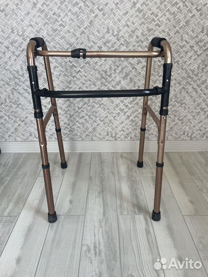 Ходунки для взрослых