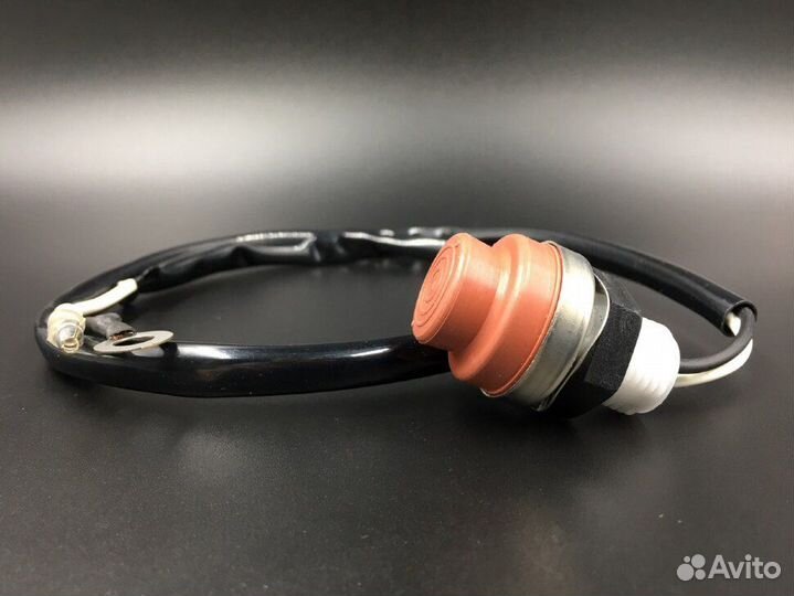 Кнопка запуска/выключения двигателя Yamaha 4-40, F