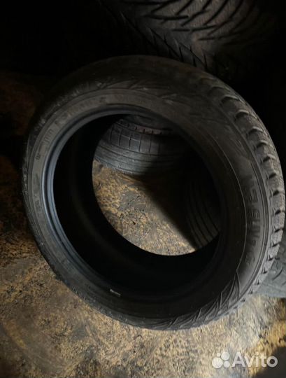 Nokian Tyres WR SUV 3 255/50 R19 107V