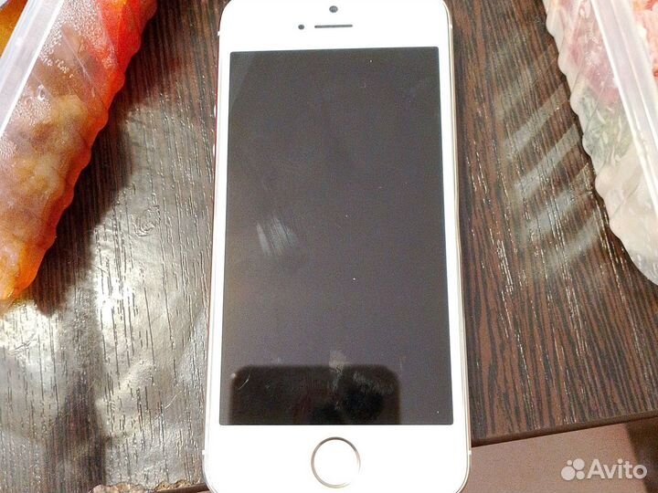 iPhone 5S, 16 ГБ