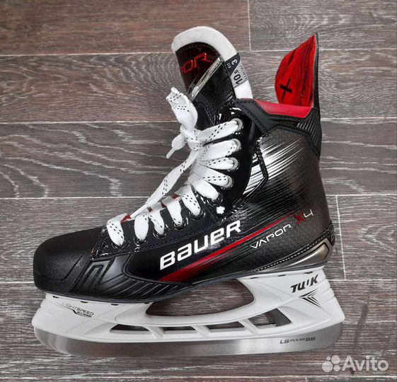 Хоккейные коньки bauer vapor