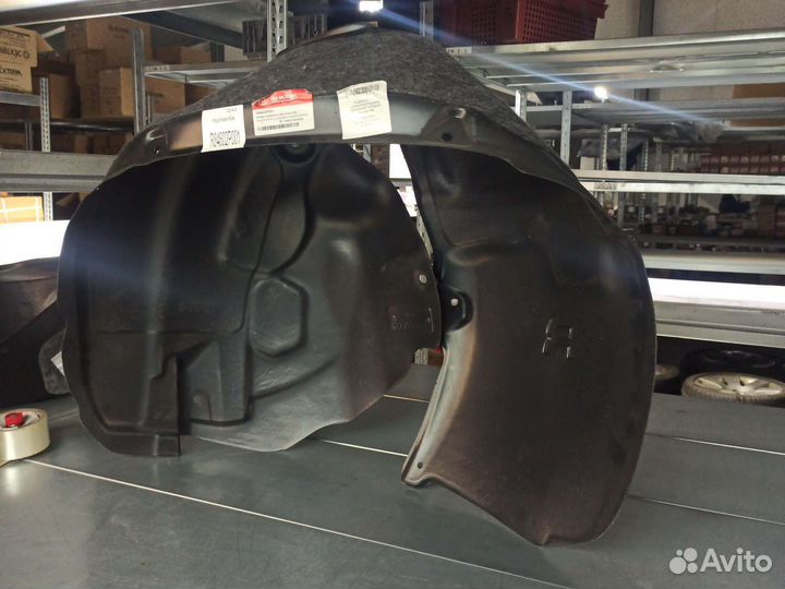 Подкрылок С Шумоизоляцией Передний Правый Sorento