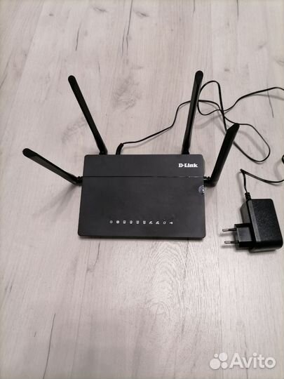 Маршрутизатор D-Link DIR-815