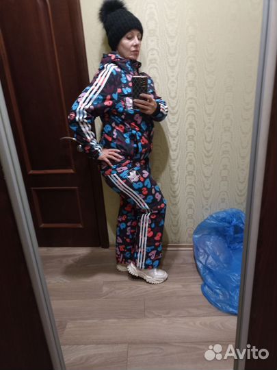 Спортивный ретро костюм Адидас 48 размер