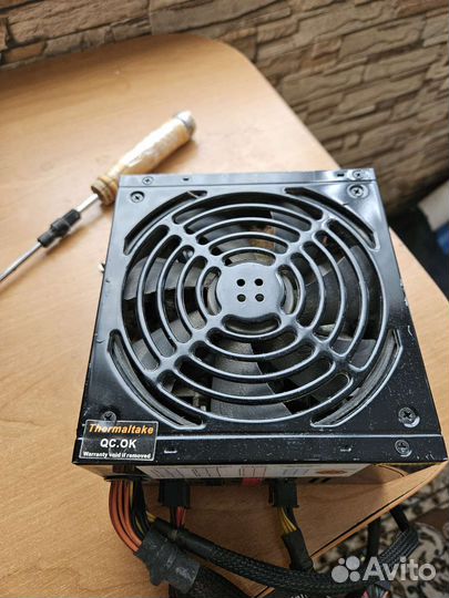 Модульный блок питания Thermaltake 700w Toughpower