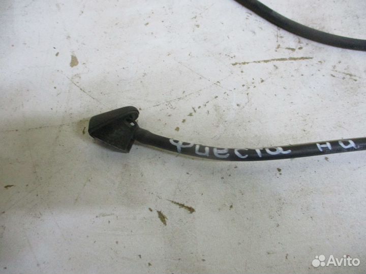 Форсунка омывателя крышки багажника Форд Фиеста