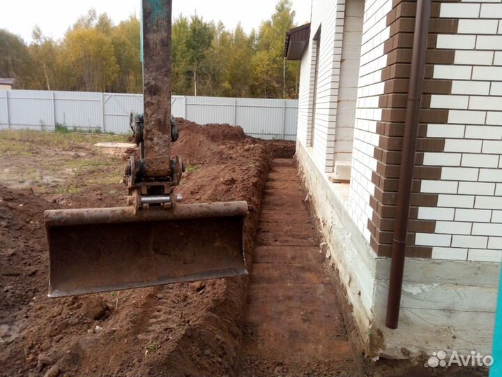 Мини экскаватор