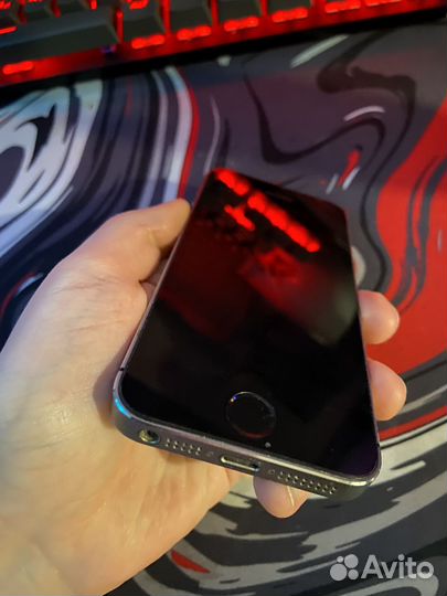 iPhone 5S, 16 ГБ