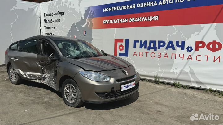 Панель передняя Renault Fluence 752107160R