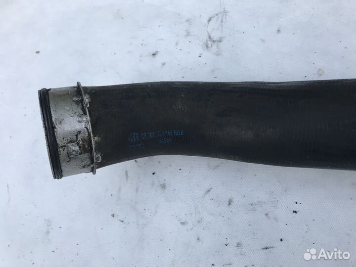 Volkswagen Touareg 2.5 TDi Патрубок интеркулера