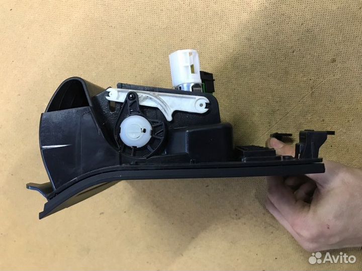 Пепельница Volkswagen Golf 6 хэтчбек 1.4 2010