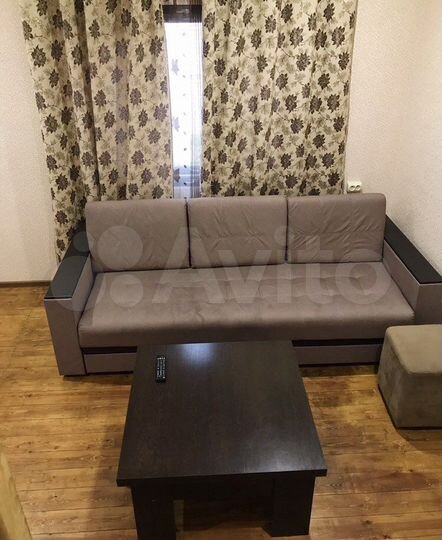 2-к. квартира, 65 м², 2/2 эт.